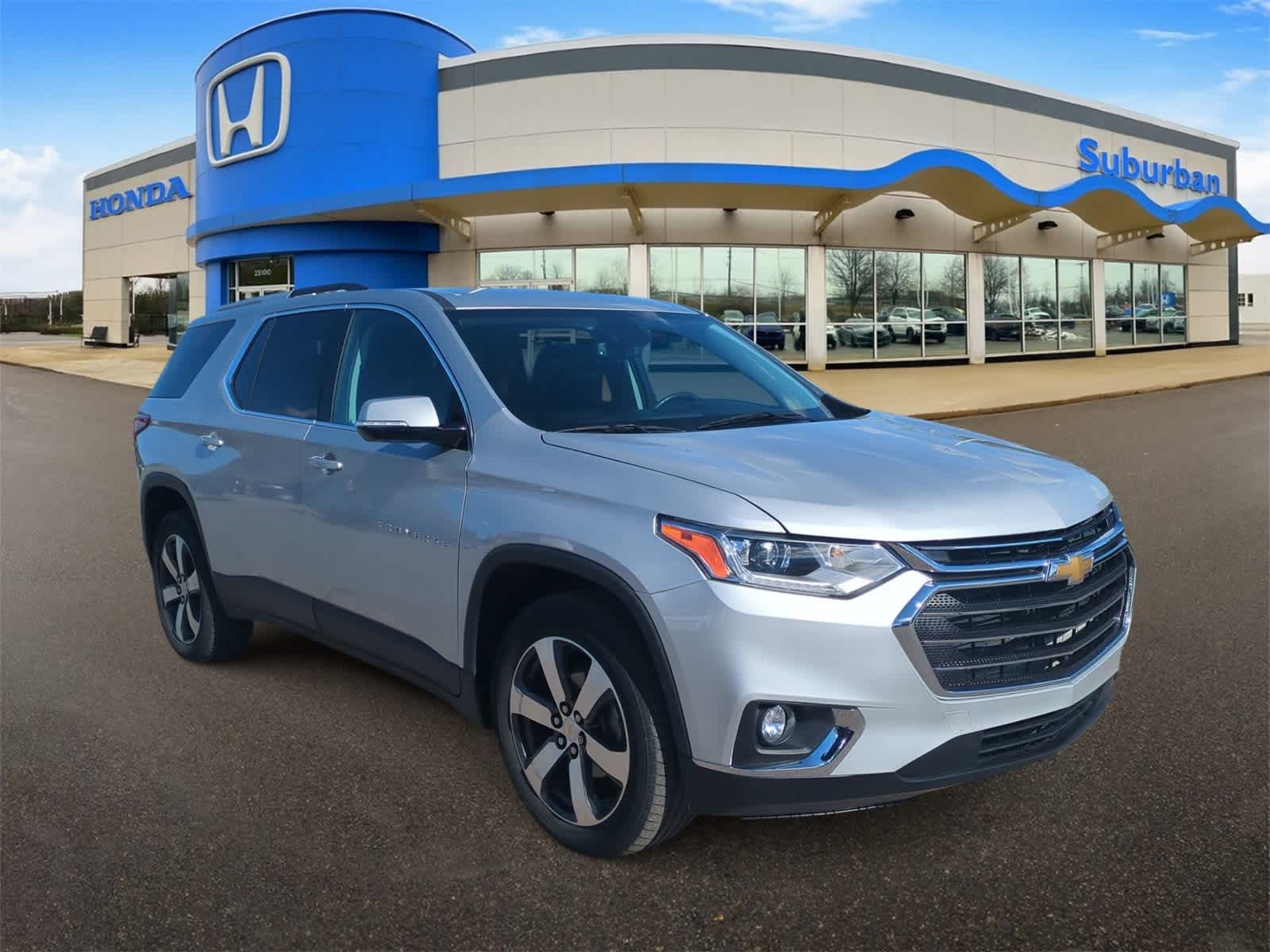 Thumbnail: 2018 Chevrolet Traverse - 2
