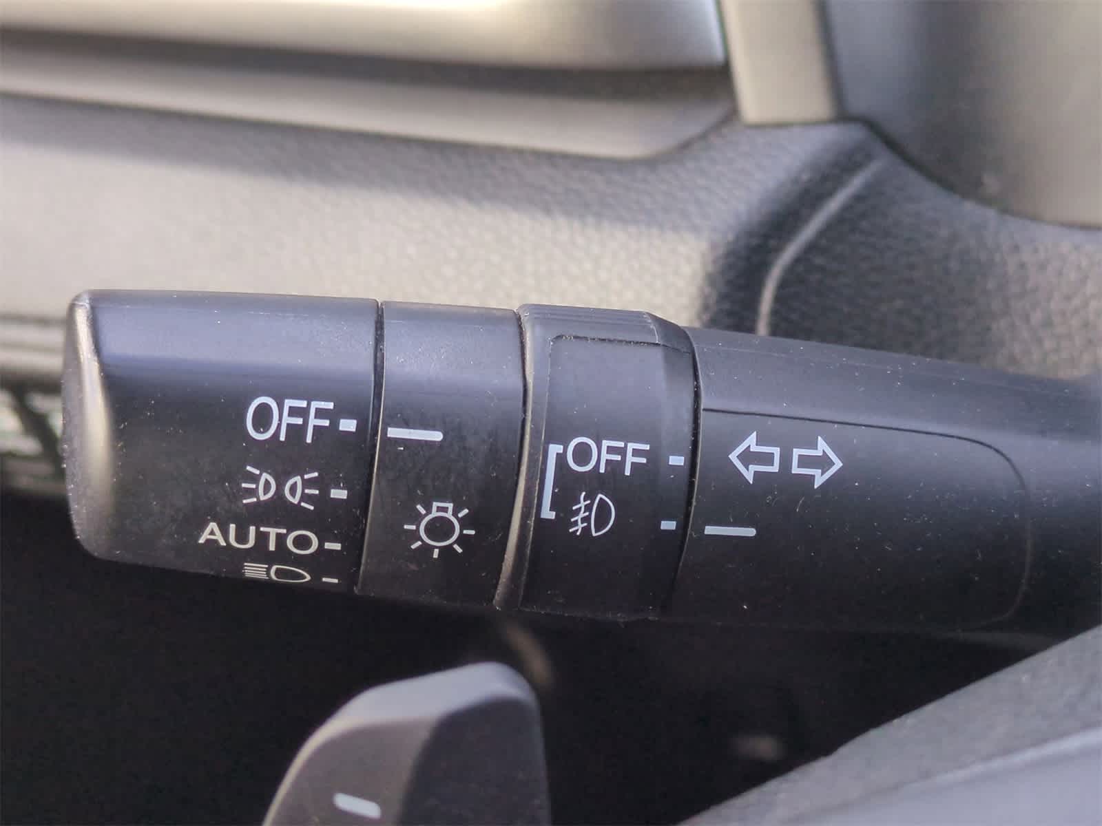 Thumbnail: 2023 Honda Odyssey - 29