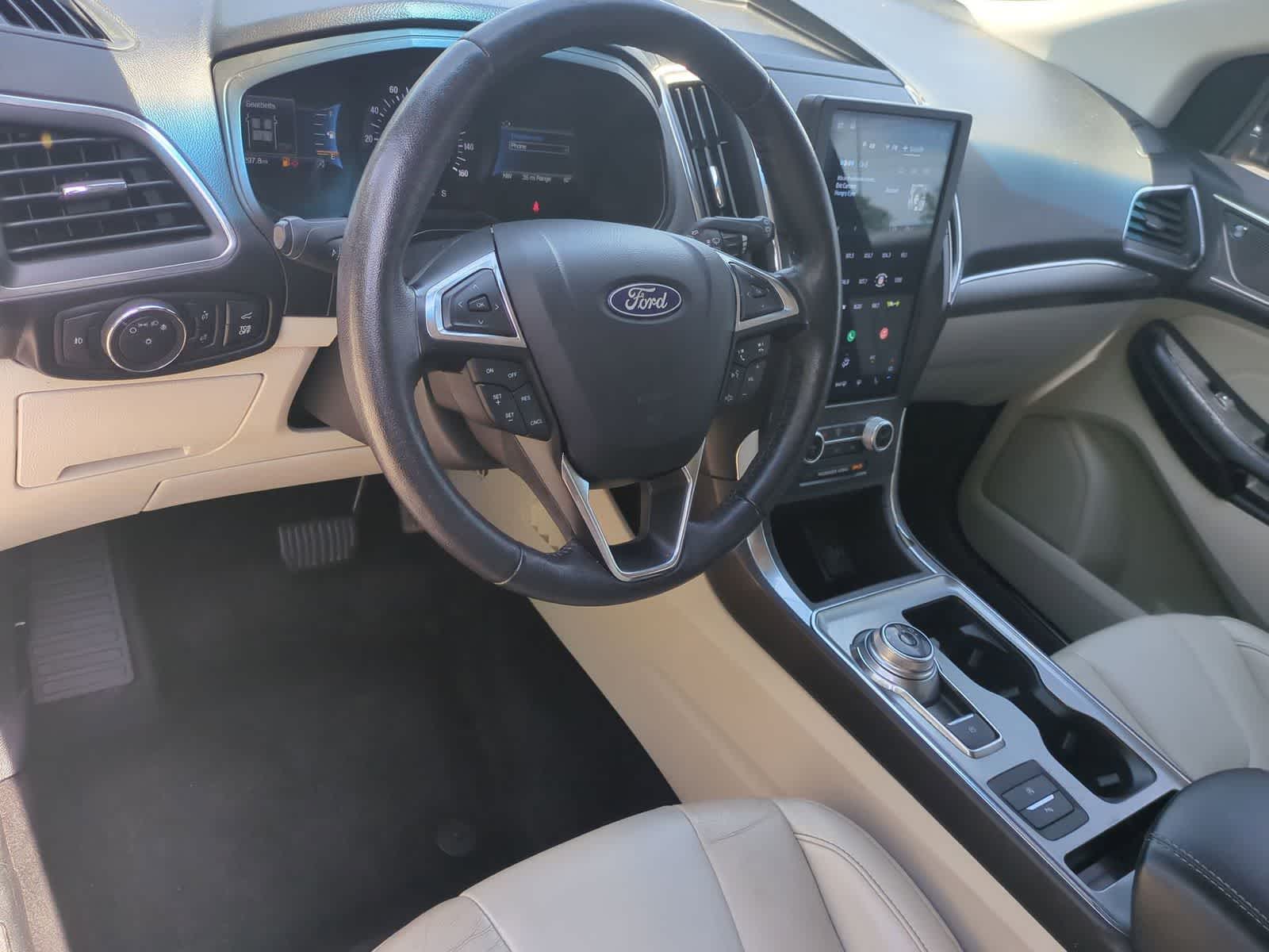 Thumbnail: 2022 Ford Edge - 10