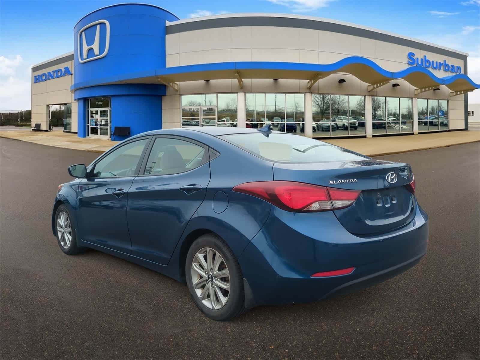 Thumbnail: 2015 Hyundai Elantra - 6