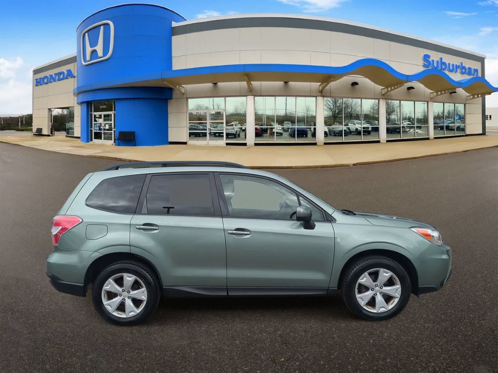 Thumbnail: 2016 Subaru Forester - 9