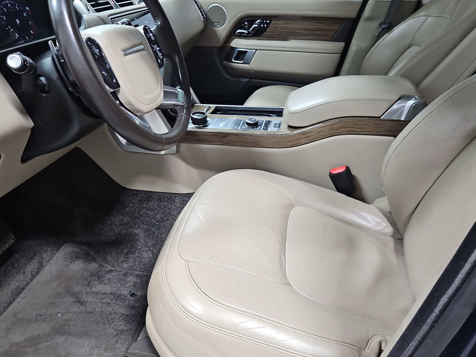 Thumbnail: 2019 Land Rover Range Rover - 15