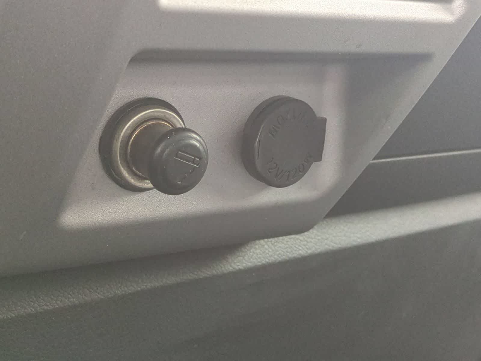 Thumbnail: 2008 Toyota Tundra - 26