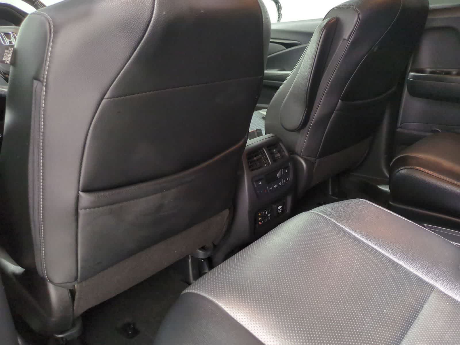 Thumbnail: 2018 Honda Pilot - 26