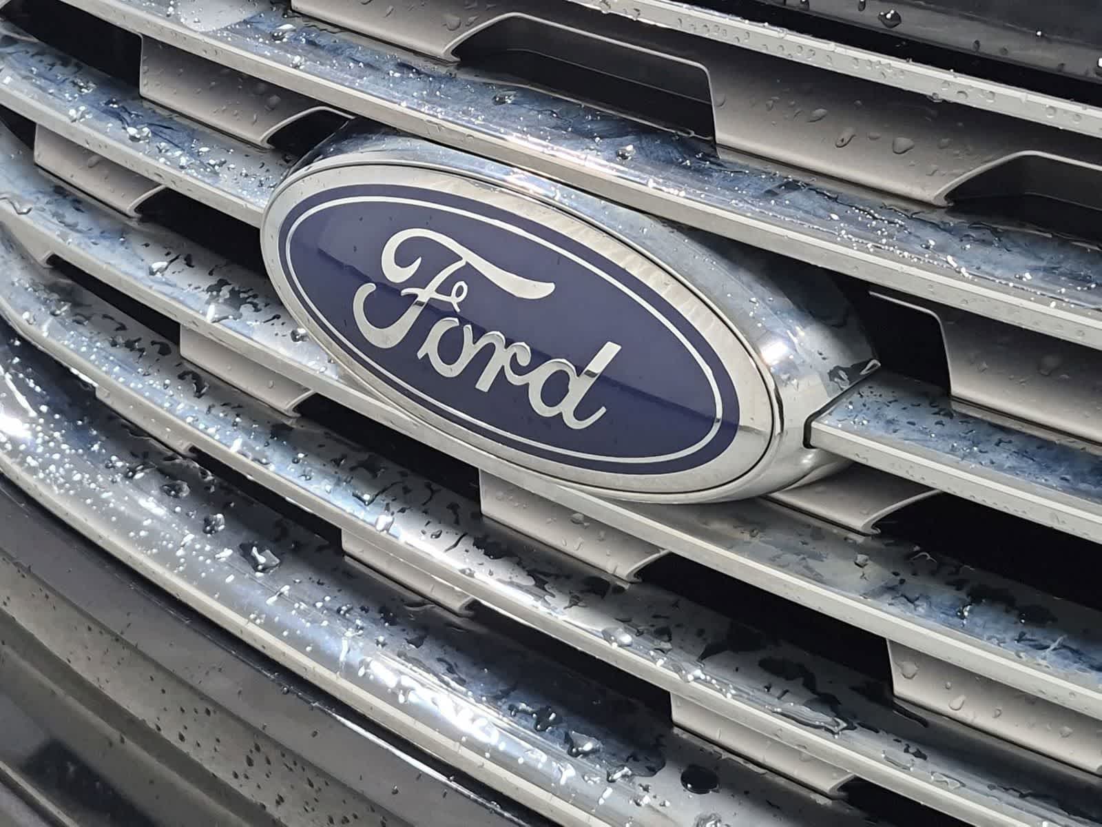 Thumbnail: 2020 Ford Edge - 19