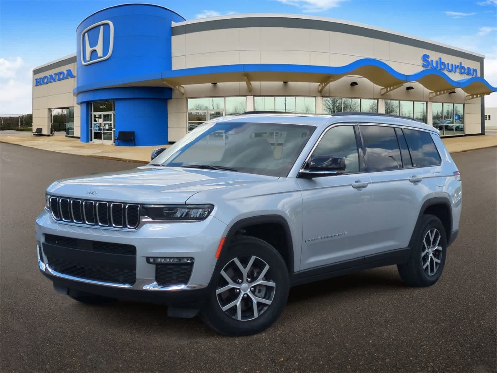 Thumbnail: 2024 Jeep Grand Cherokee L - 1