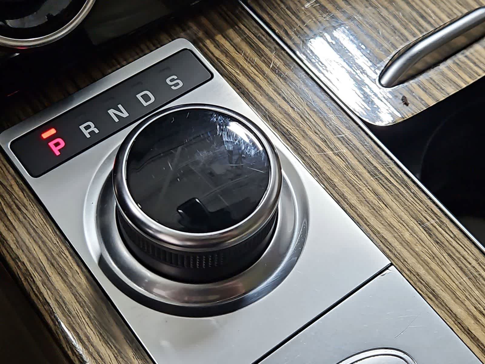 Thumbnail: 2019 Land Rover Range Rover - 31