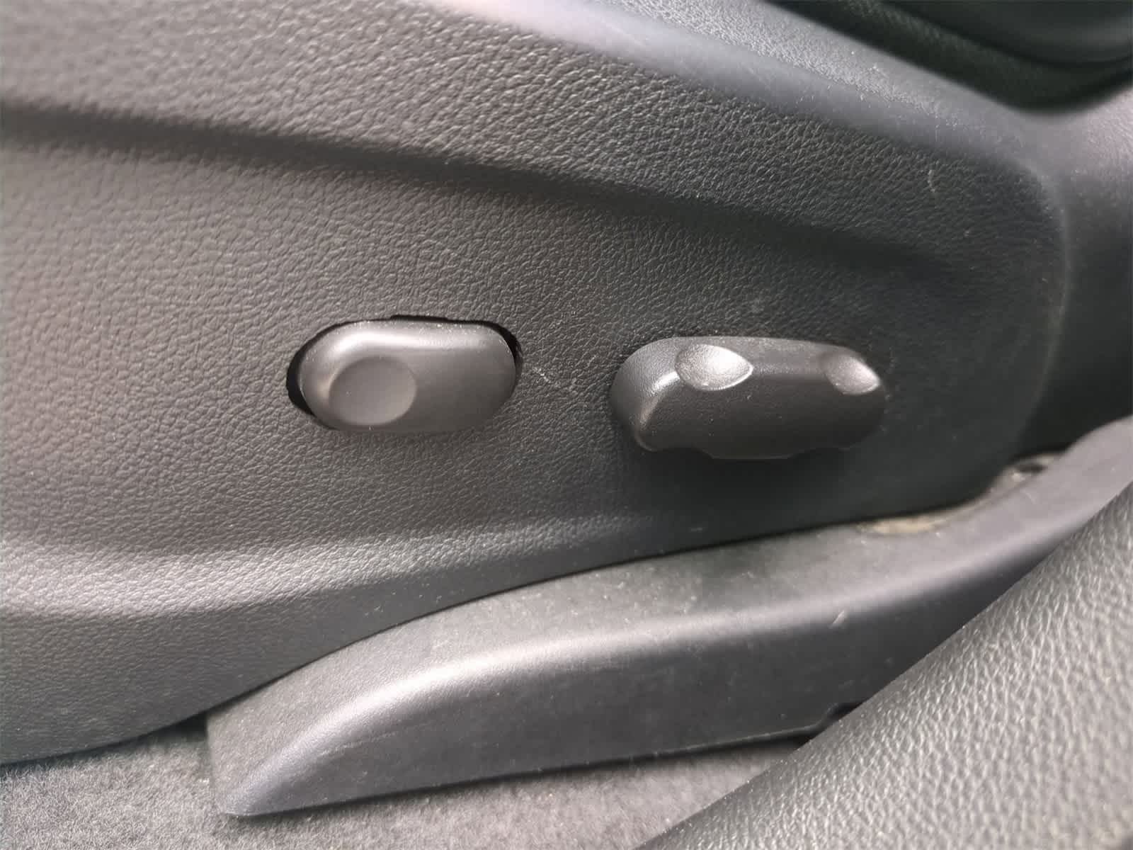 Thumbnail: 2018 Chevrolet Trax - 18