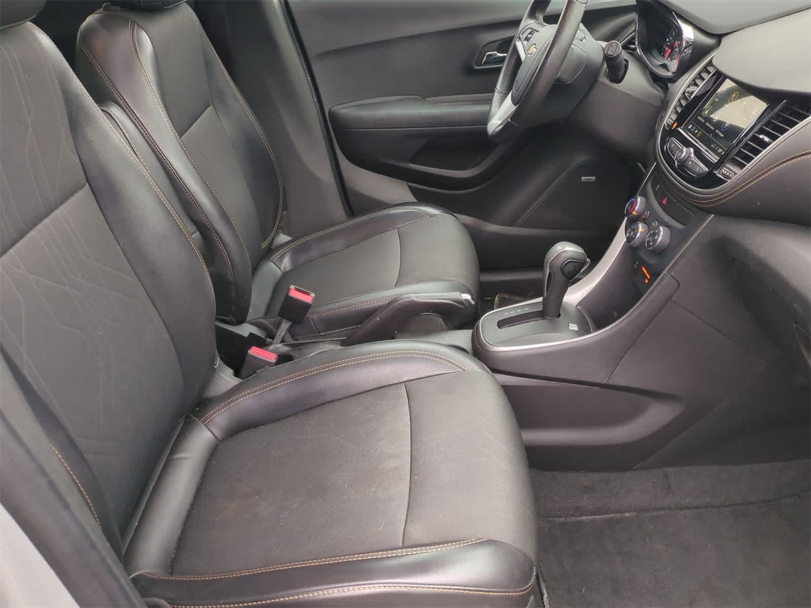 Thumbnail: 2018 Chevrolet Trax - 11