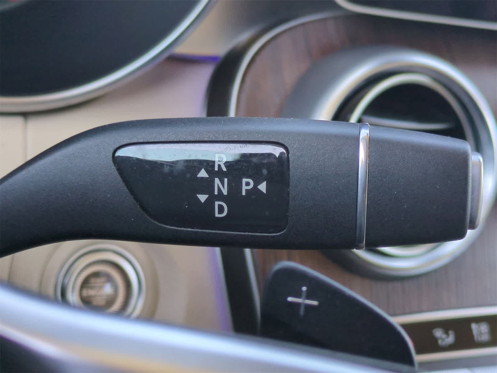 Thumbnail: 2022 Mercedes-Benz GLC - 30