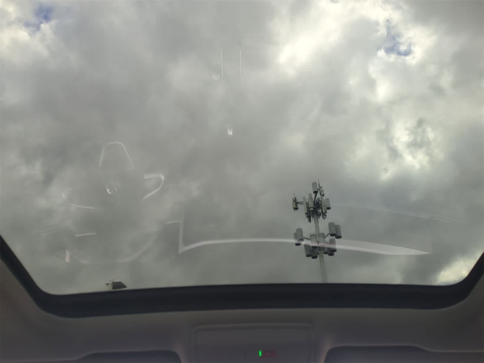 Thumbnail: 2021 Volkswagen Atlas - 24