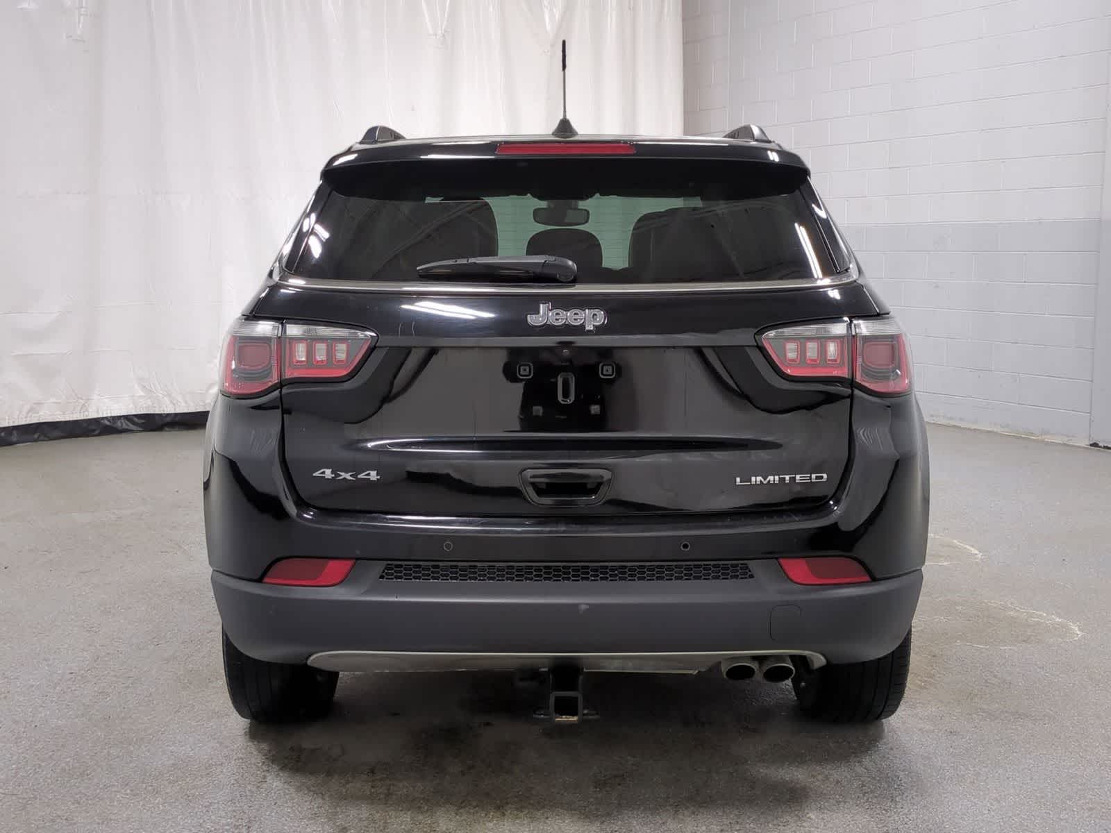 Thumbnail: 2017 Jeep Compass - 13