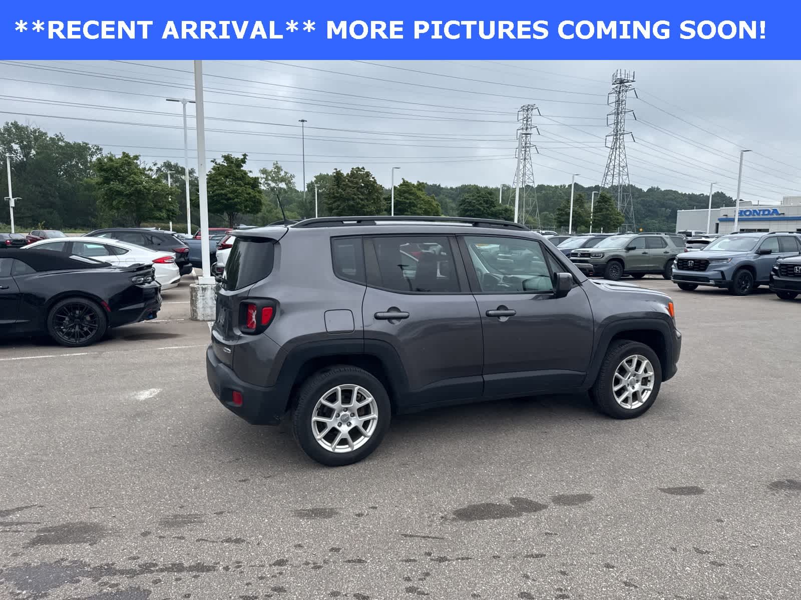 Thumbnail: 2019 Jeep Renegade - 13