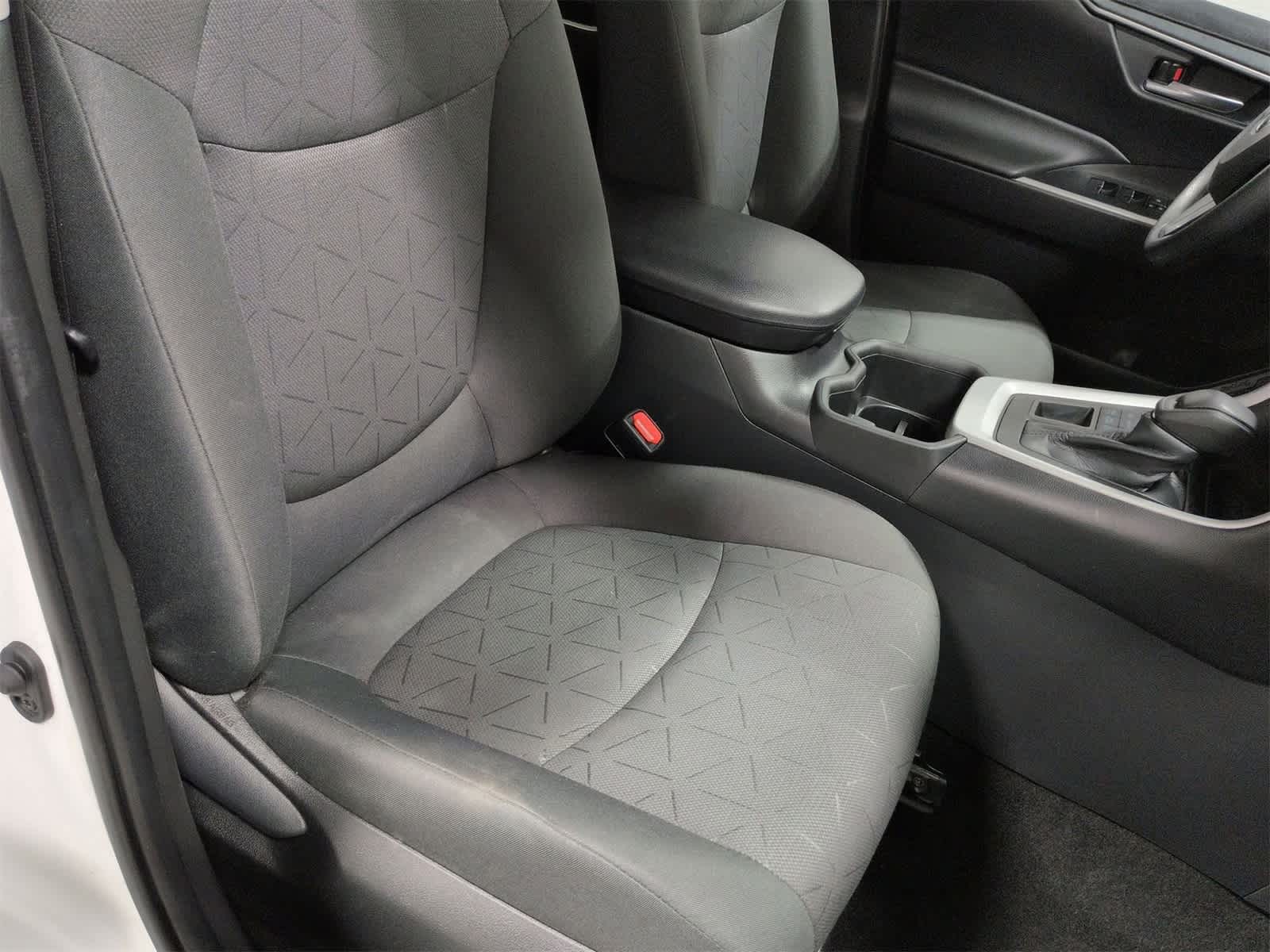 Thumbnail: 2024 Toyota RAV4 - 22