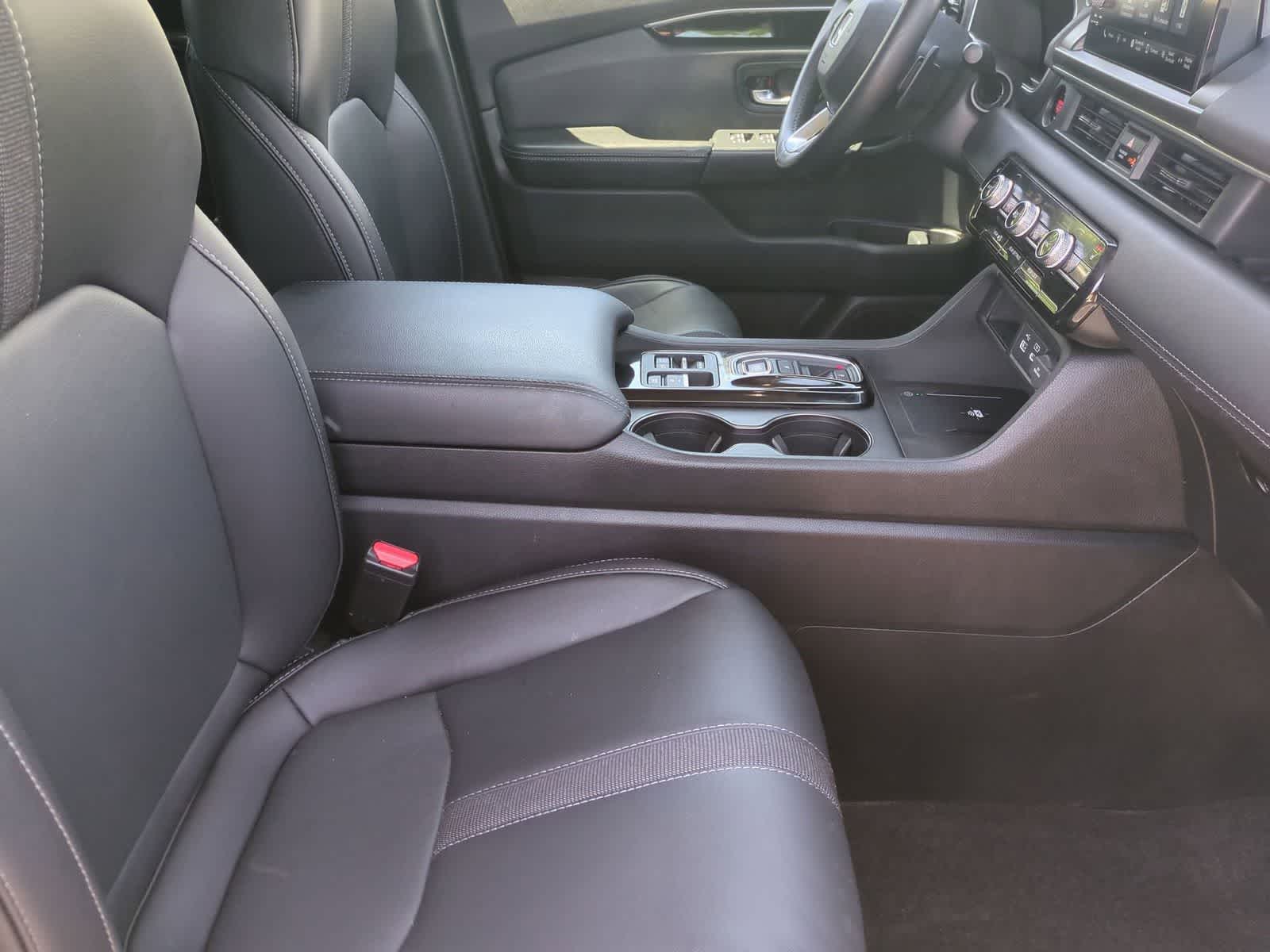Thumbnail: 2024 Honda Pilot - 21