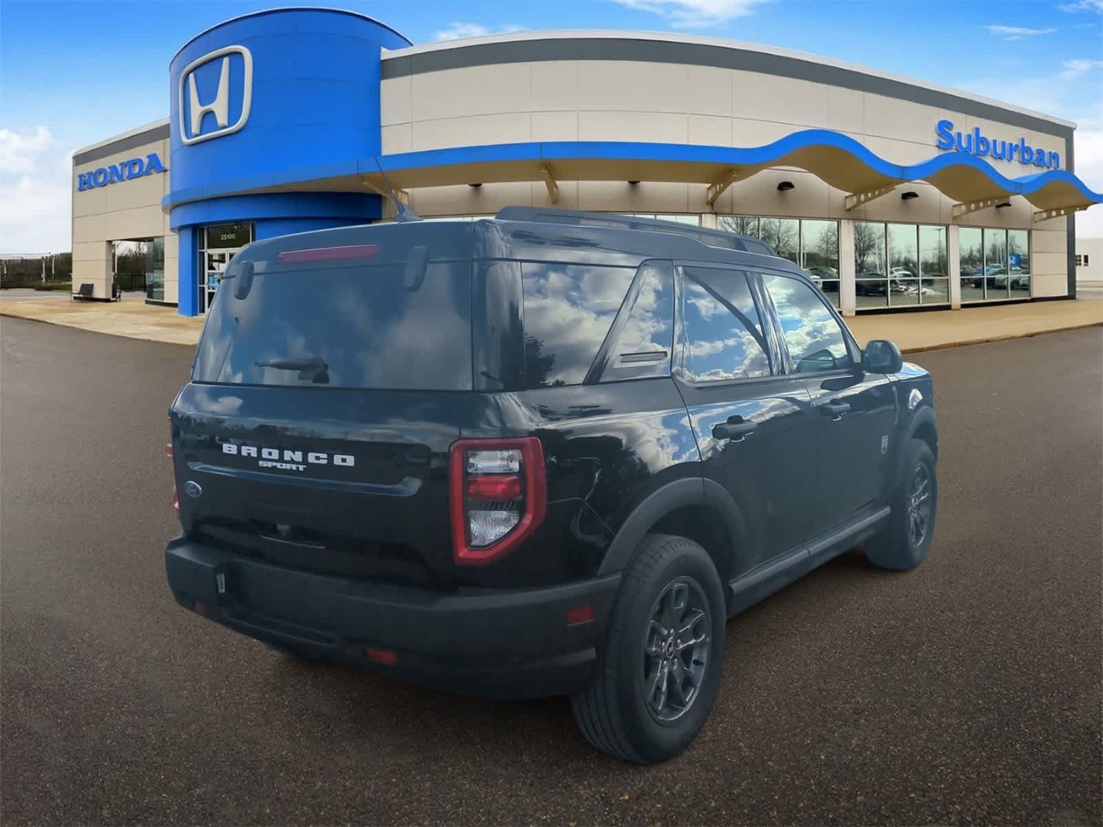 Thumbnail: 2022 Ford Bronco Sport - 8