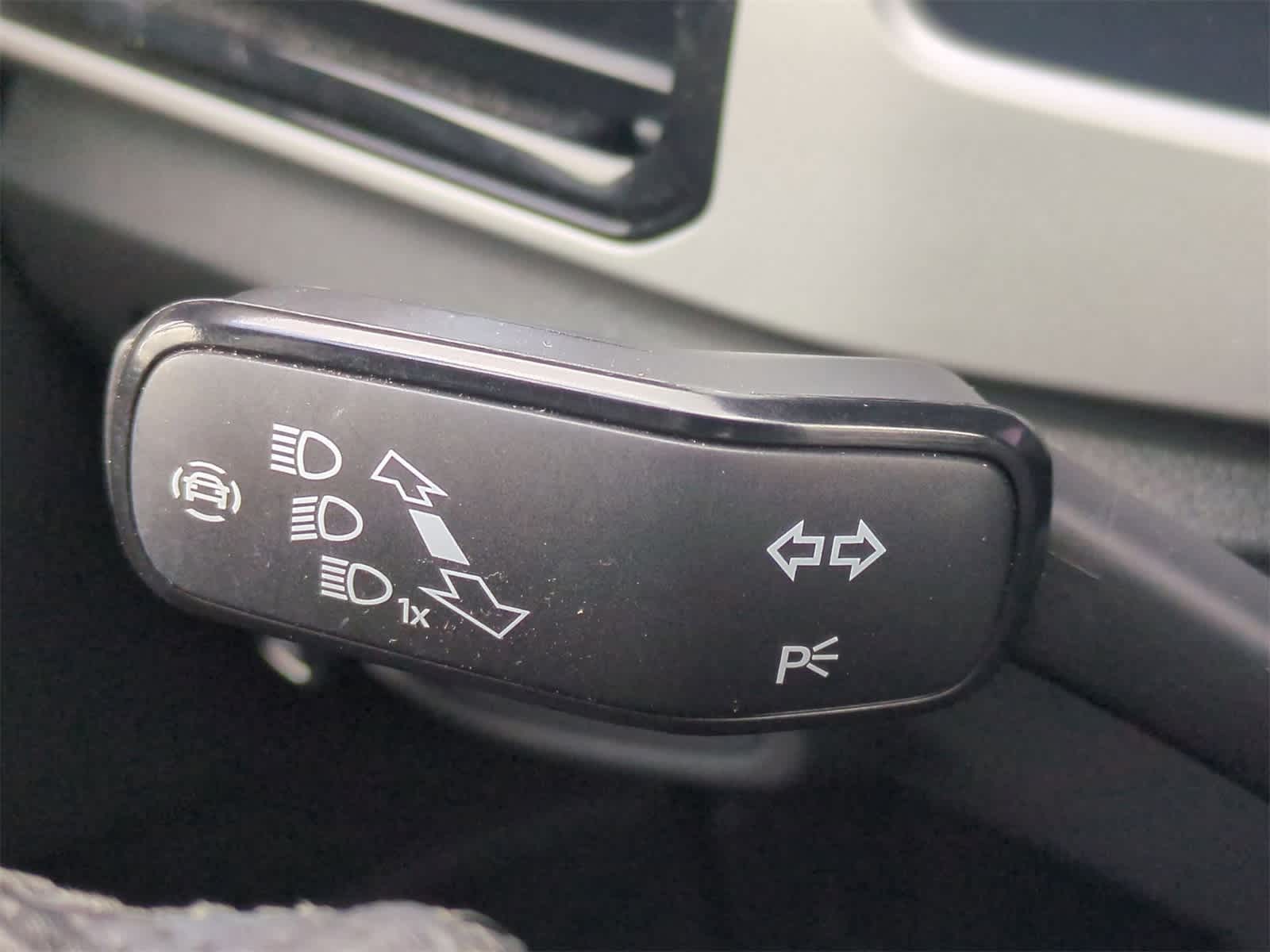 Thumbnail: 2021 Volkswagen Atlas - 29