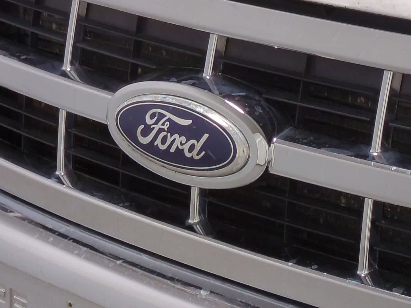 Thumbnail: 2010 Ford Escape - 12