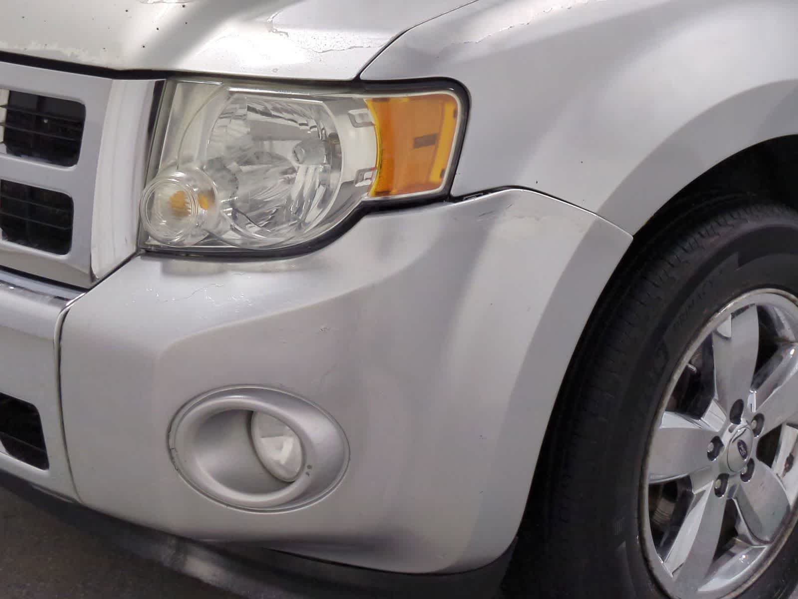 Thumbnail: 2010 Ford Escape - 11