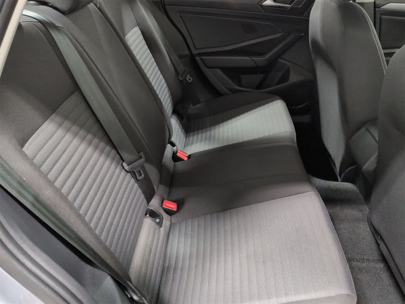 Thumbnail: 2024 Volkswagen Jetta - 21