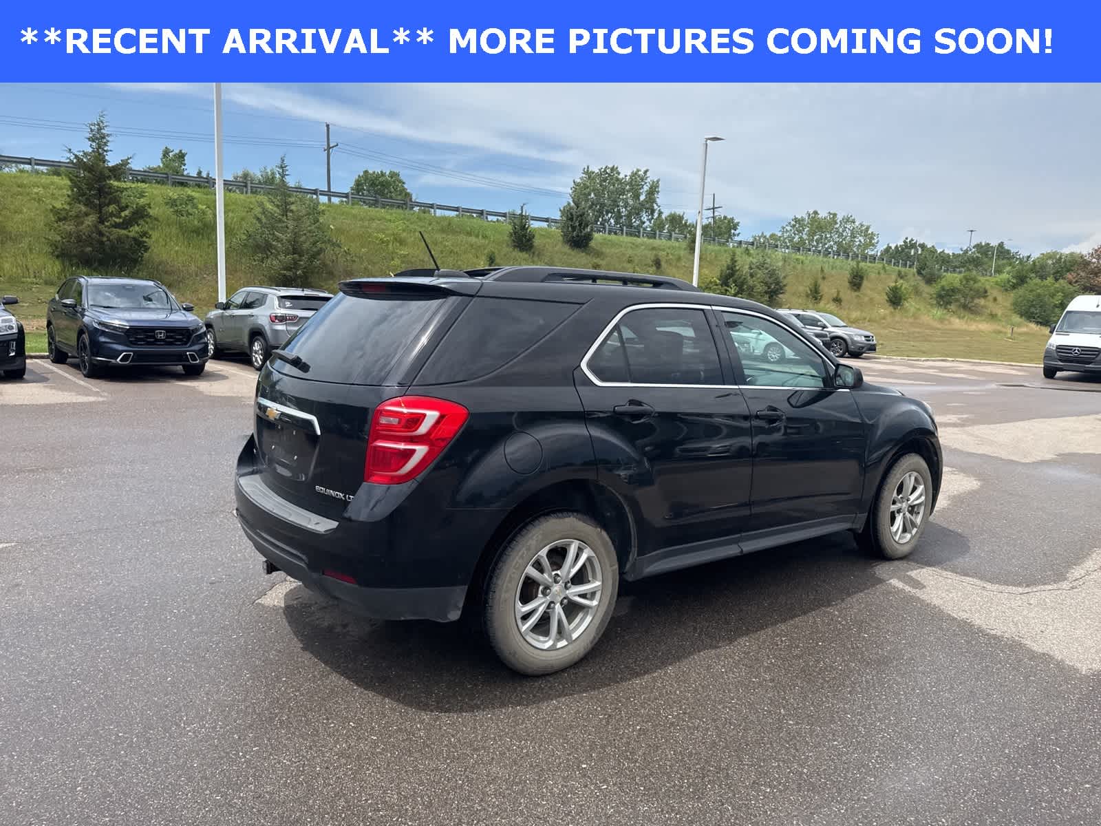Thumbnail: 2016 Chevrolet Equinox - 11