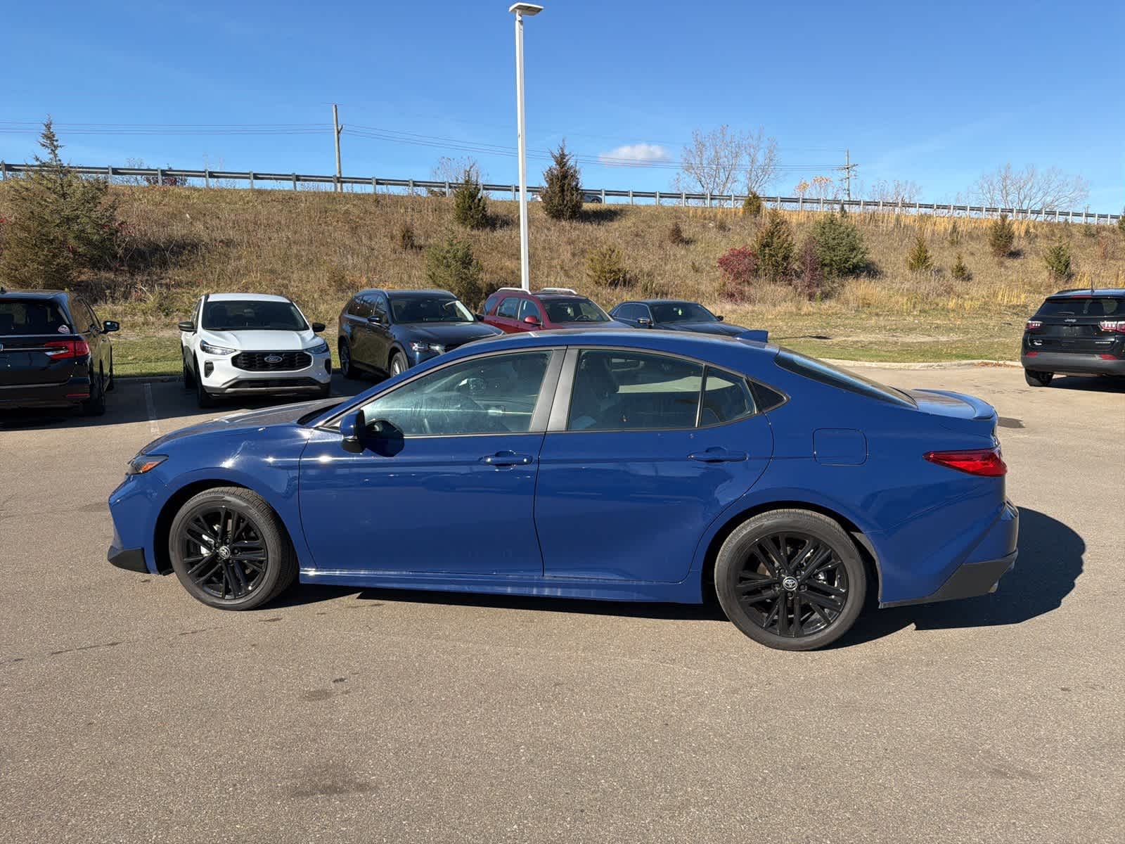 Thumbnail: 2025 Toyota Camry - 29