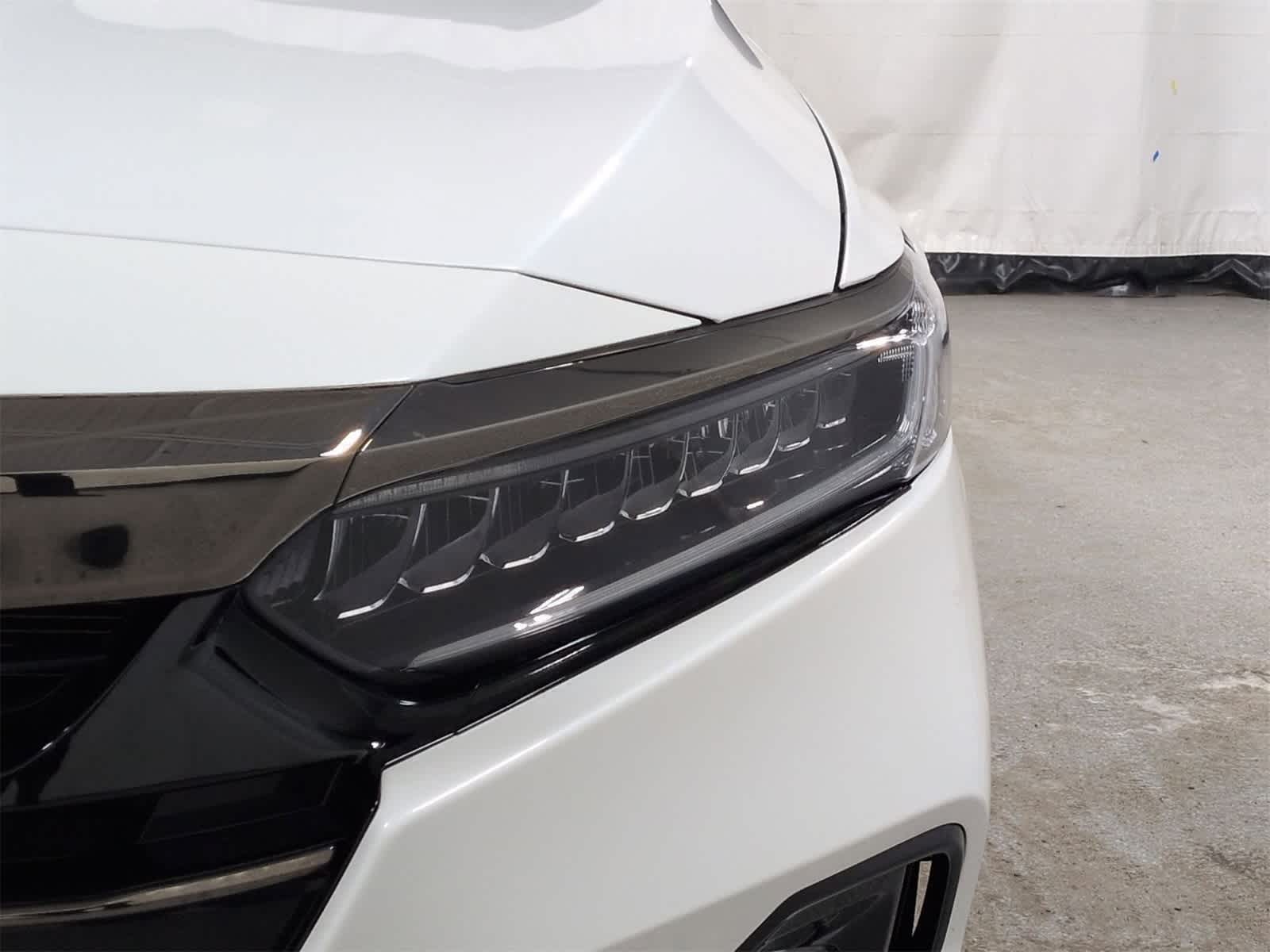 Thumbnail: 2022 Honda Accord - 11