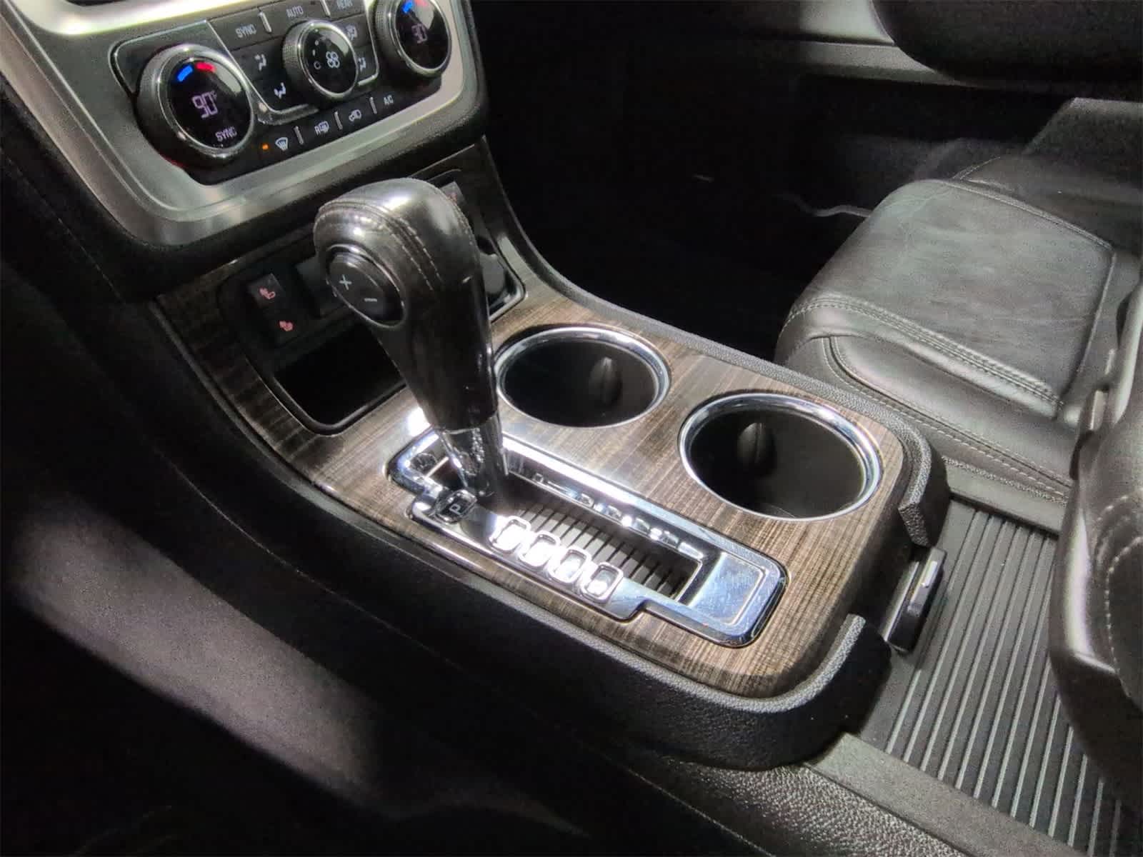 Thumbnail: 2016 GMC Acadia - 31