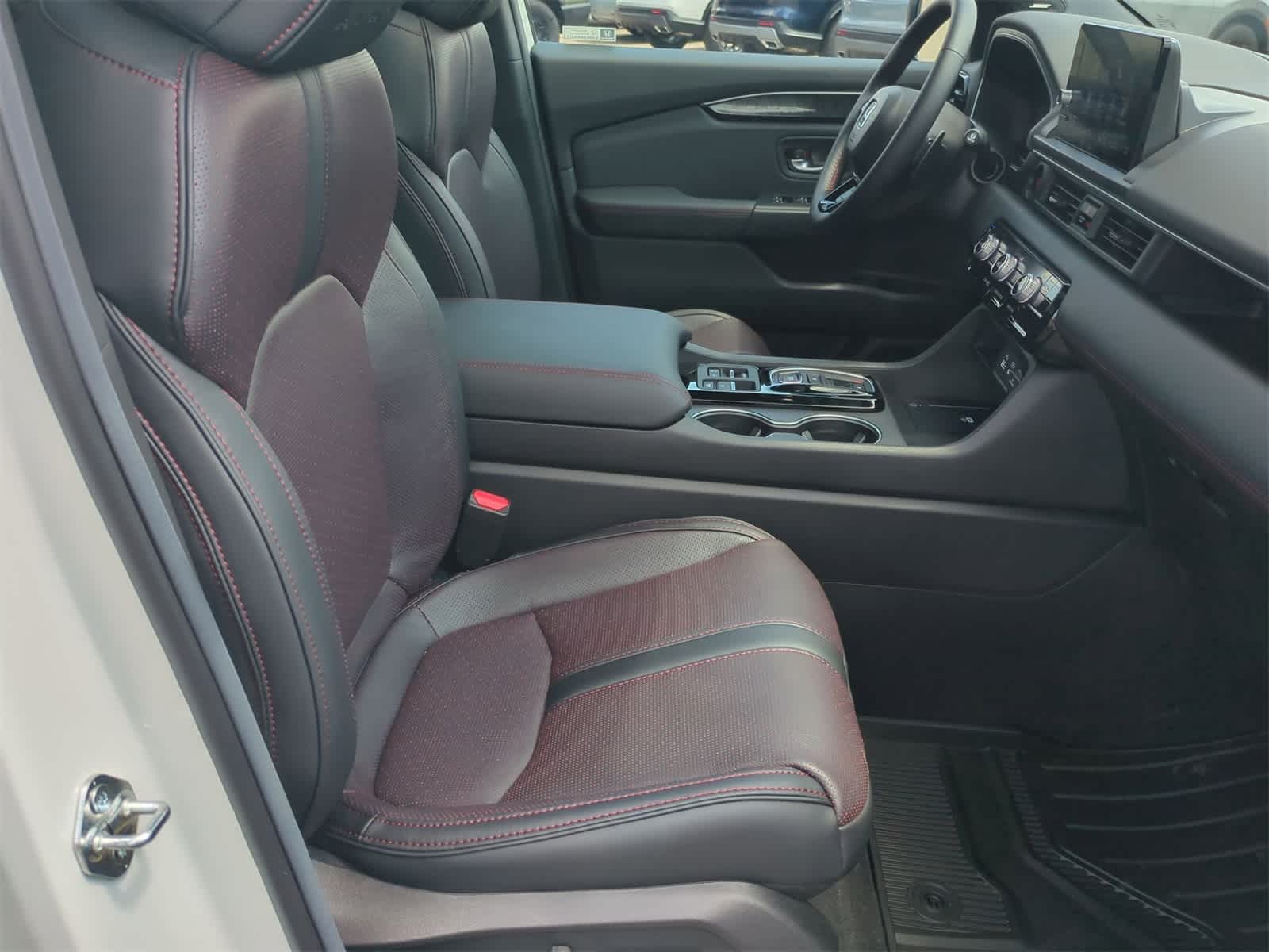 Thumbnail: 2025 Honda Pilot - 23
