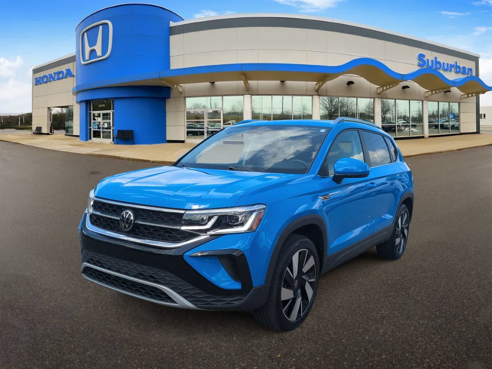 Thumbnail: 2024 Volkswagen Taos - 4