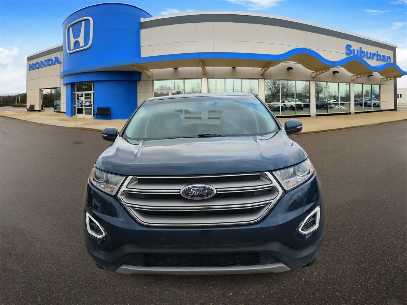 2017 Ford Edge SEL photo 3
