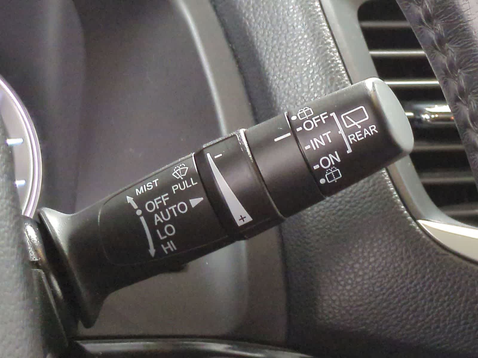 Thumbnail: 2018 Honda Pilot - 35