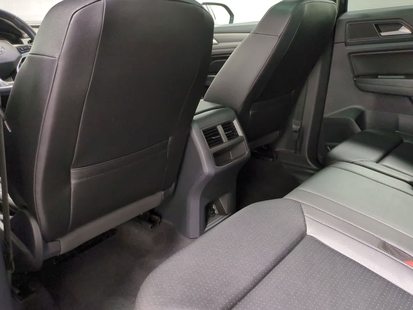 Thumbnail: 2020 Volkswagen Atlas - 18