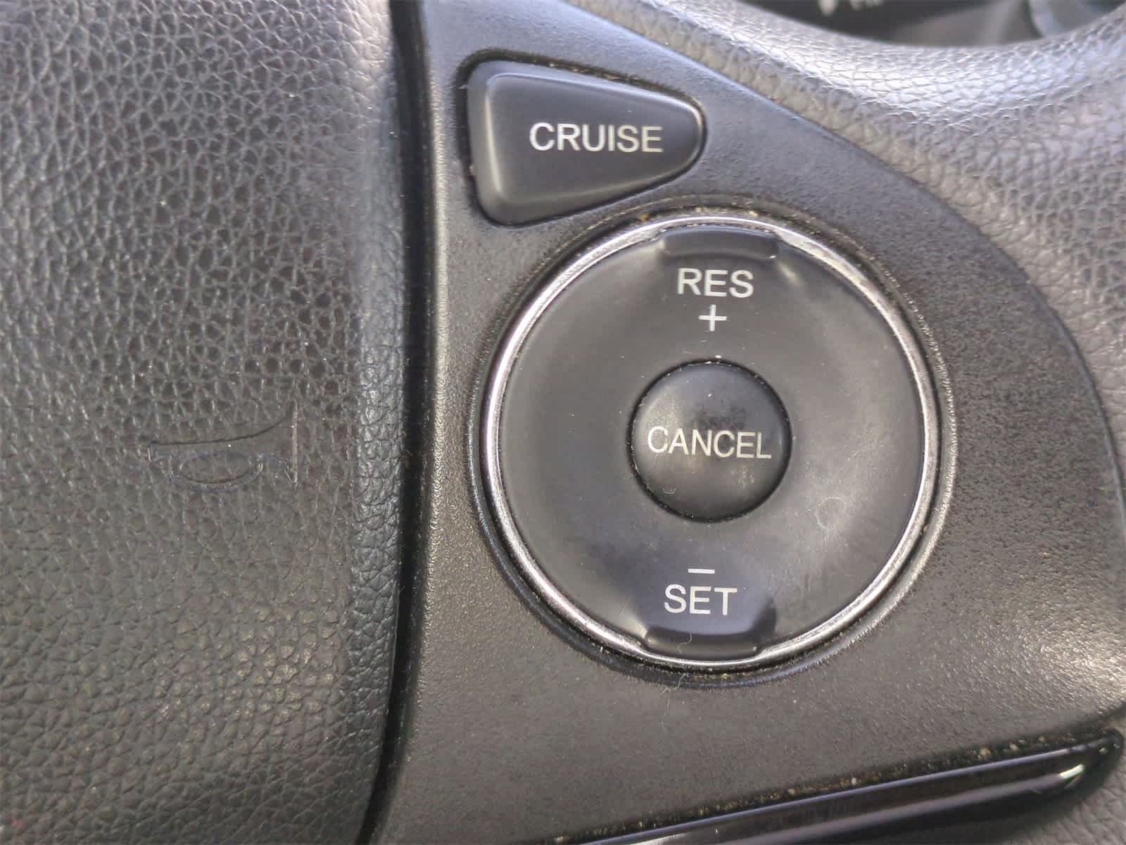 Thumbnail: 2016 Honda HR-V - 23