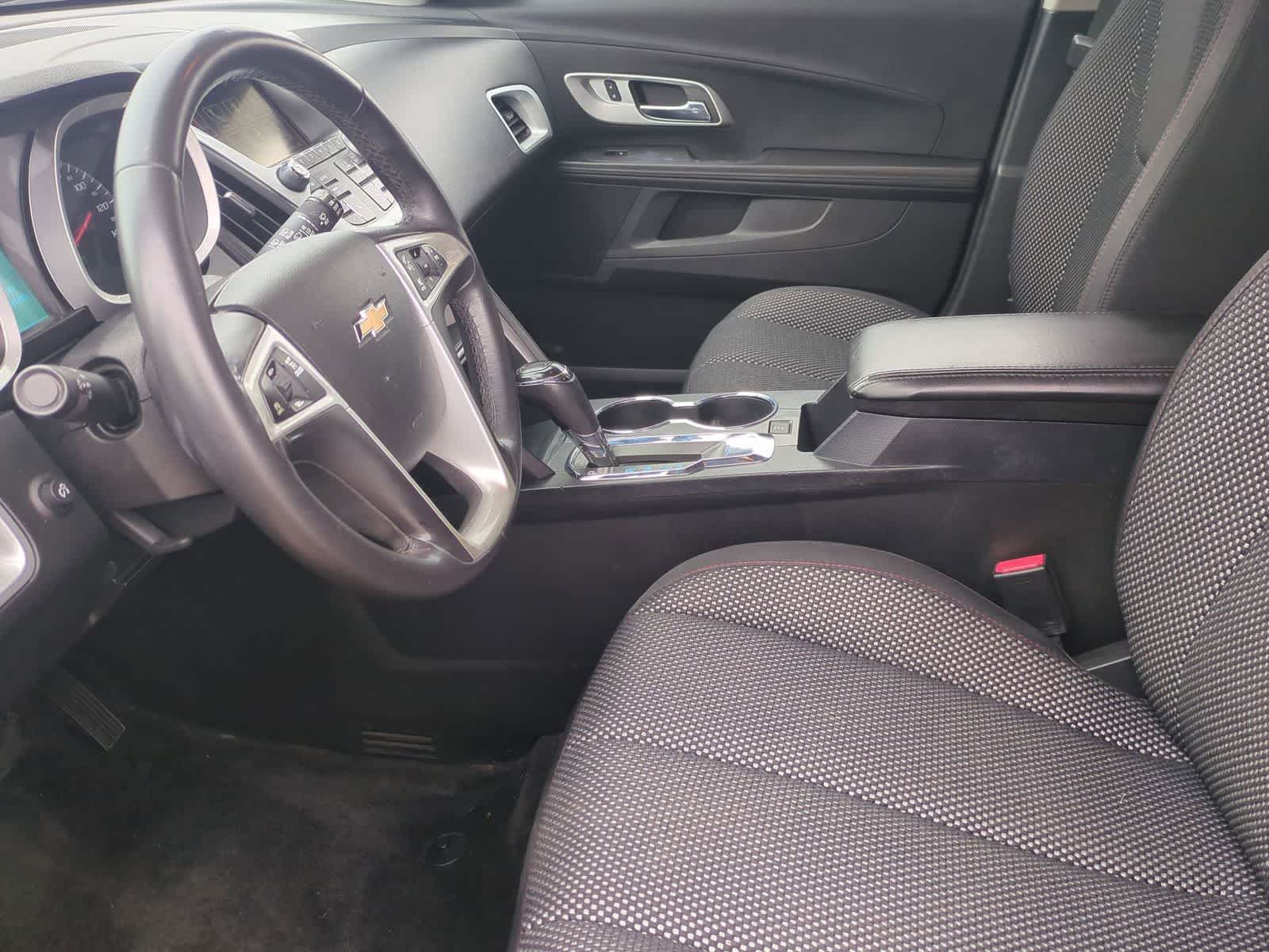 Thumbnail: 2016 Chevrolet Equinox - 16