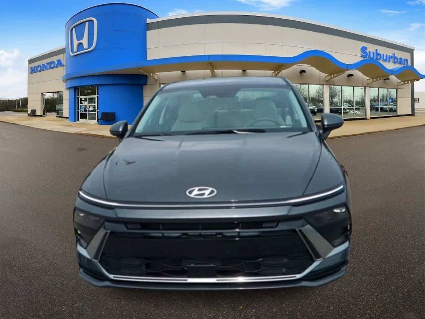 2025 Hyundai Sonata SEL photo 3