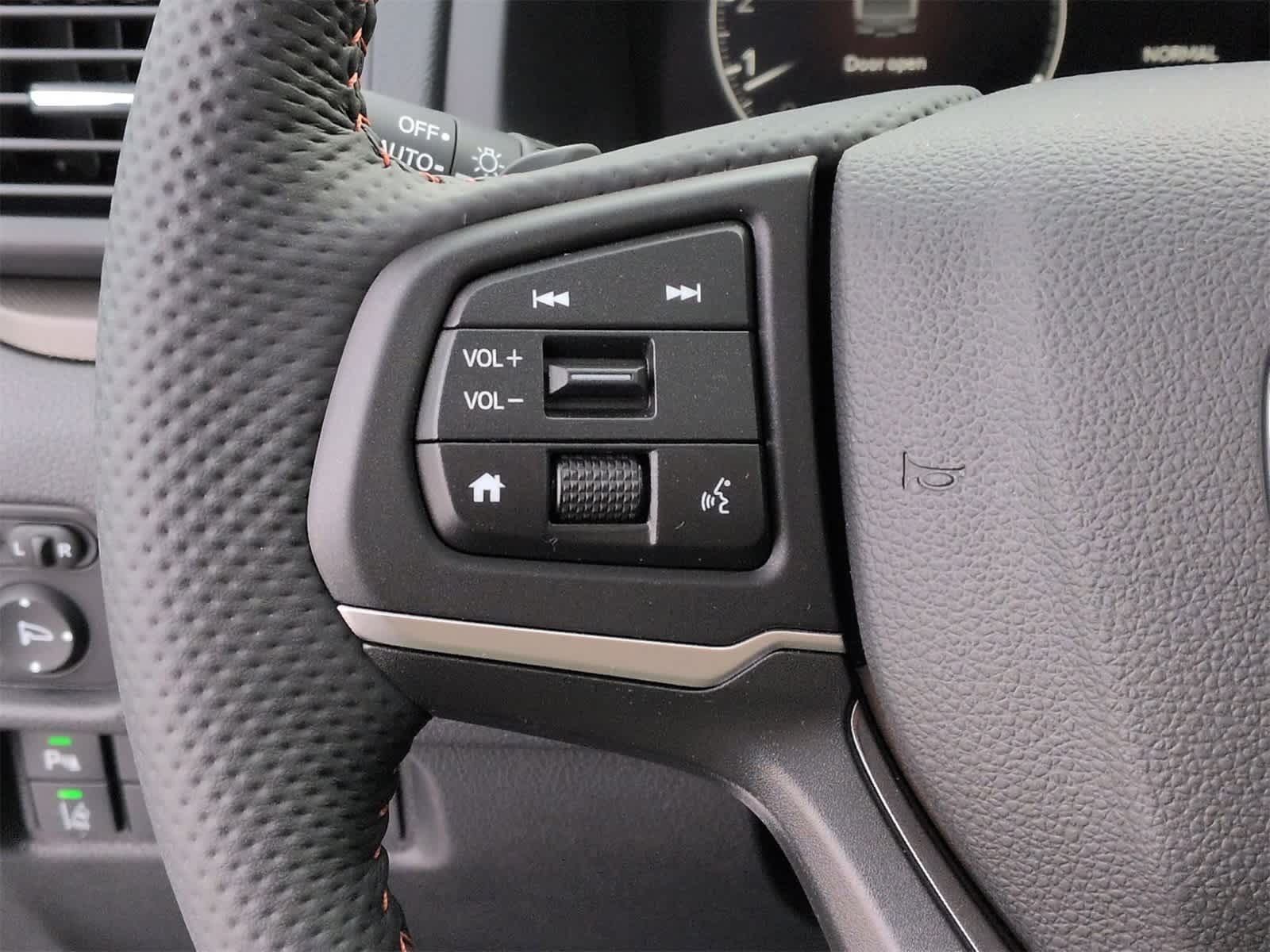 Thumbnail: 2026 Honda Ridgeline - 26