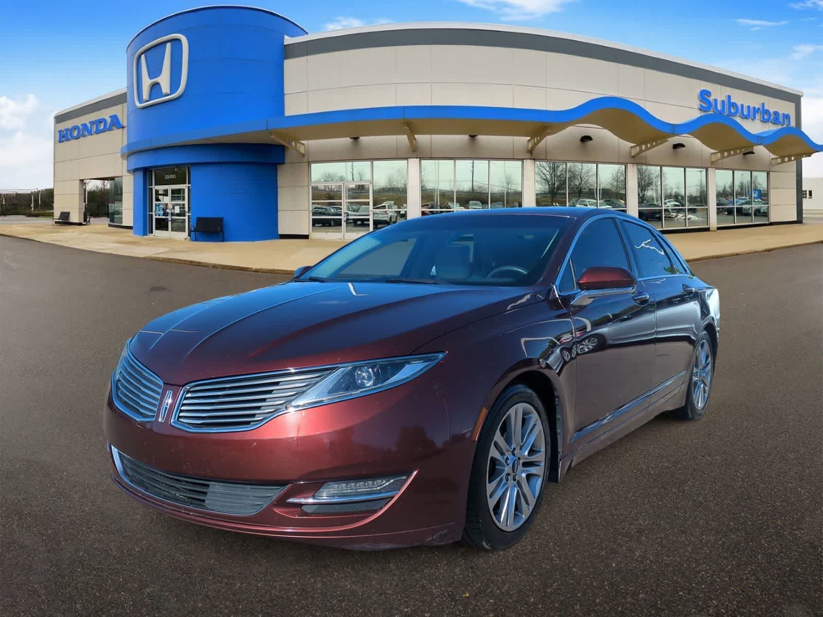 Thumbnail: 2015 Lincoln MKZ - 4