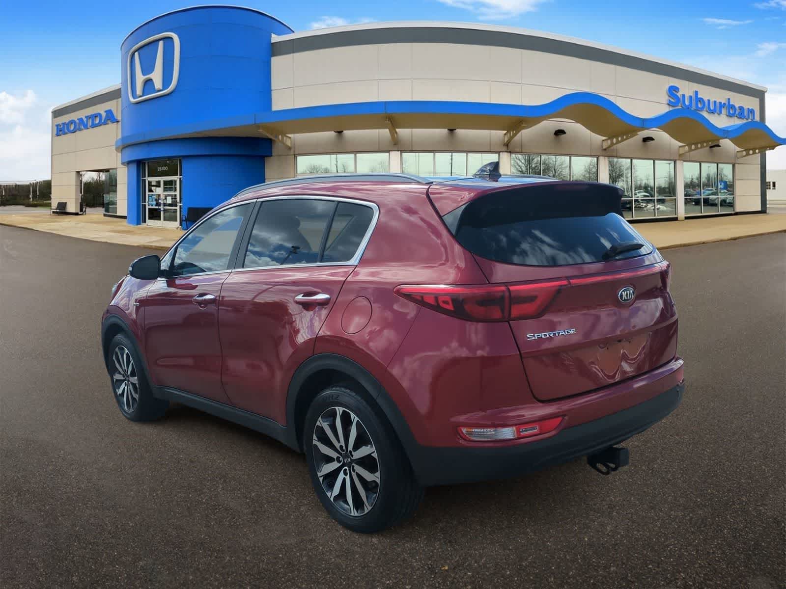 Thumbnail: 2017 Kia Sportage - 6