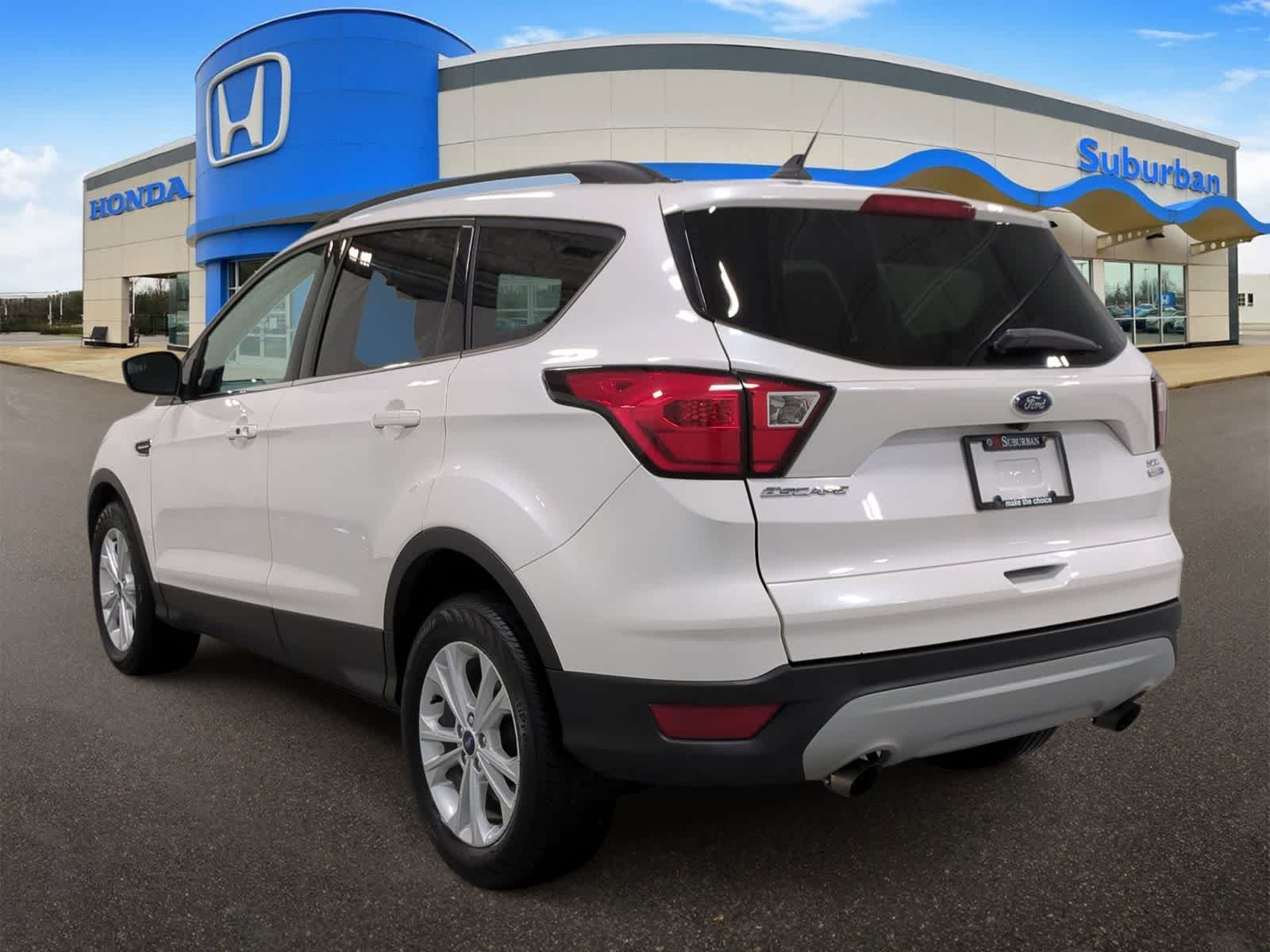 Thumbnail: 2019 Ford Escape - 6