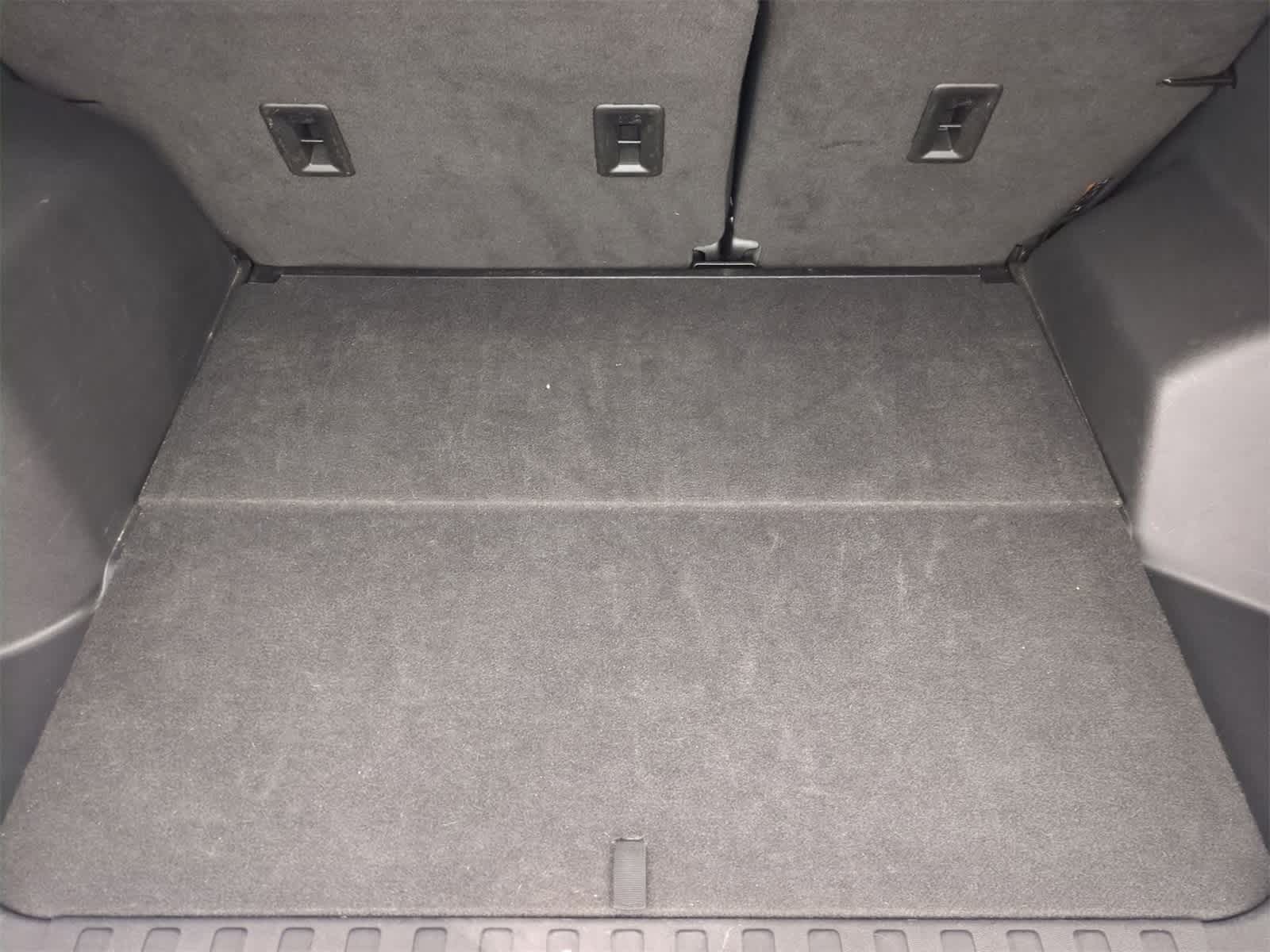 Thumbnail: 2023 GMC Terrain - 32