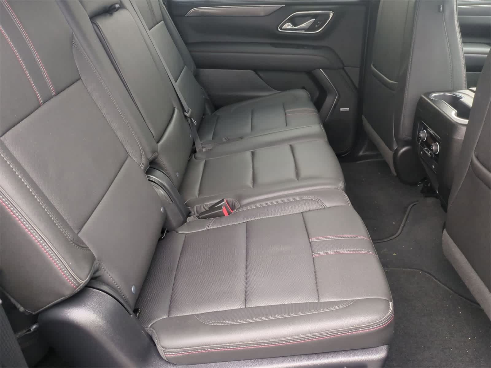 Thumbnail: 2023 Chevrolet Suburban - 21