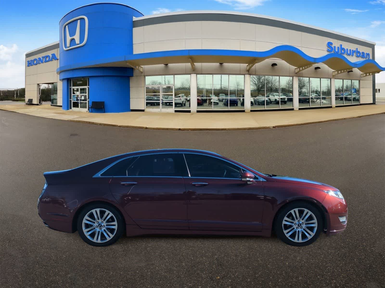 Thumbnail: 2015 Lincoln MKZ - 9