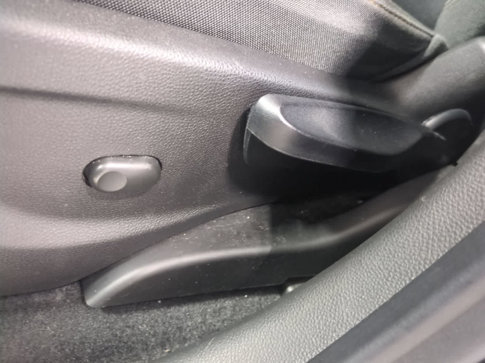 Thumbnail: 2019 Chevrolet Trax - 17