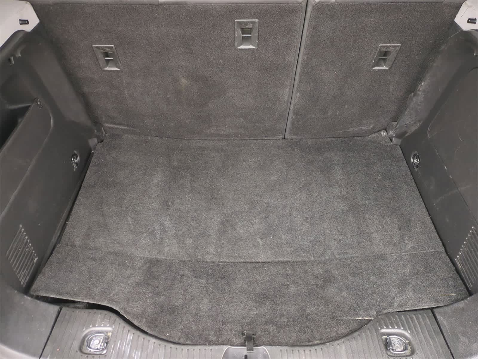 Thumbnail: 2022 Chevrolet Trax - 32