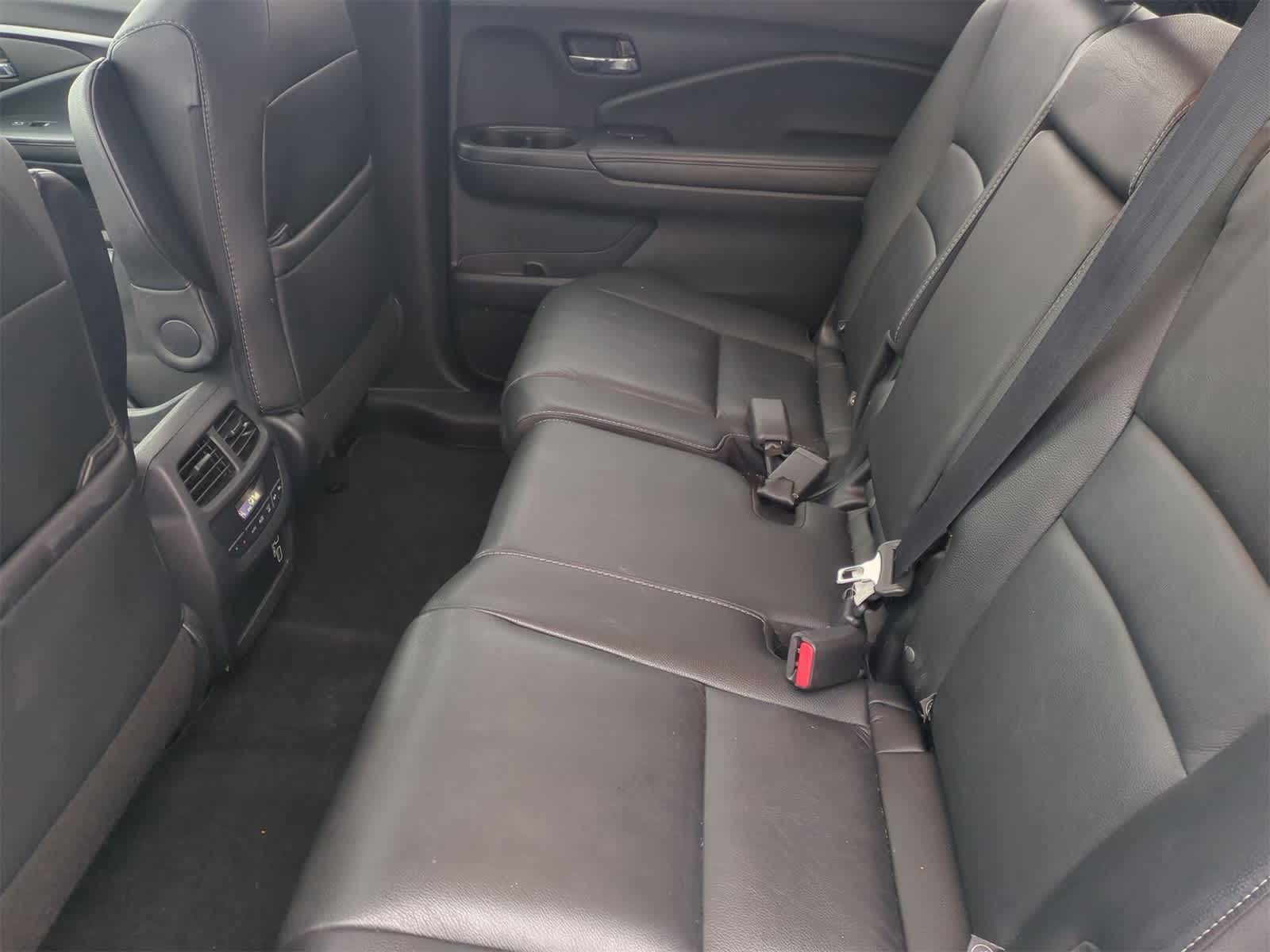 Thumbnail: 2022 Honda Pilot - 21