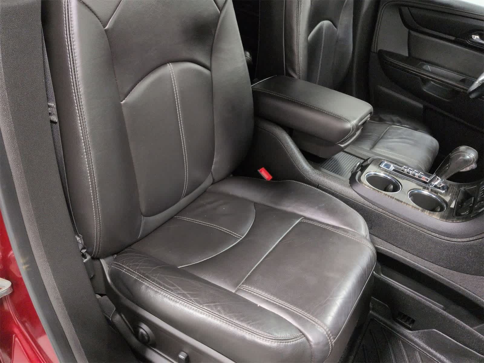 Thumbnail: 2016 GMC Acadia - 22