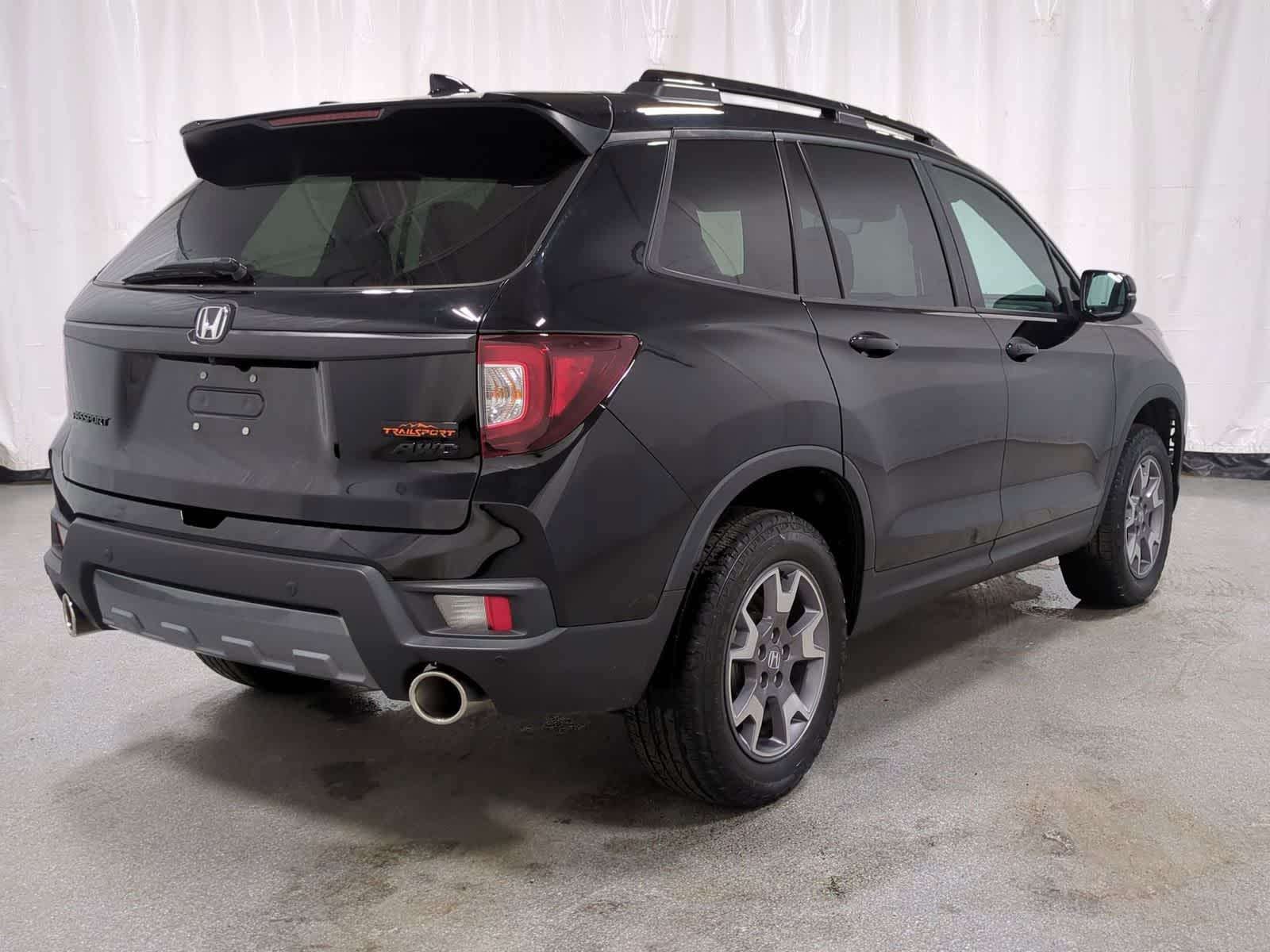 Thumbnail: 2023 Honda Passport - 14