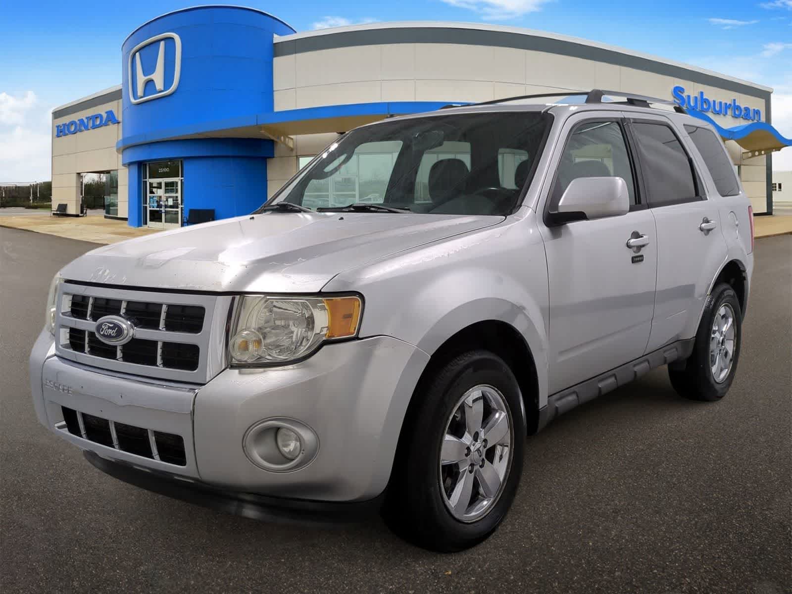 Thumbnail: 2010 Ford Escape - 4