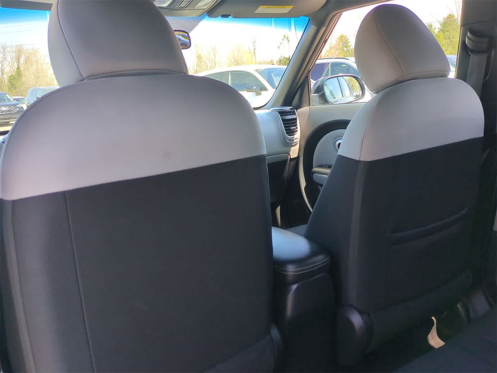 Thumbnail: 2016 Kia Soul - 17